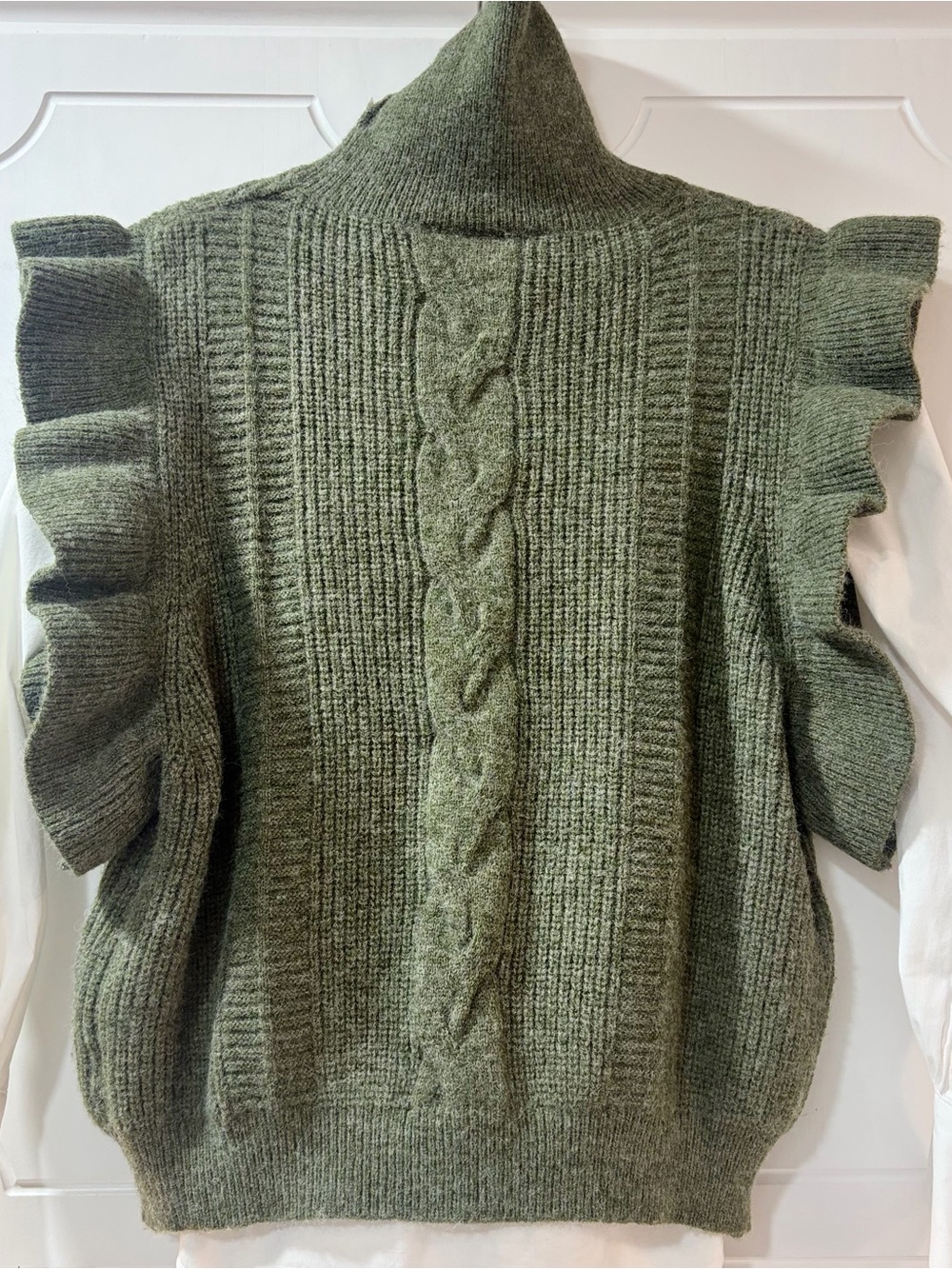 Entro Olive Green Cable Knit Ruffle Shoulder Mock Neck Sweater Vest Sz.L/FitsAll